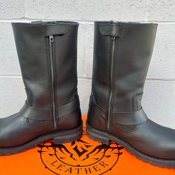 Milwaukee Leather Men’s Harness Boots - Picture 4 of 9